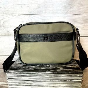 Lululemon Now and Always Crossbody Bag mini